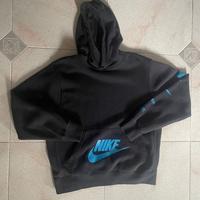 Felpa nike con cappuccio