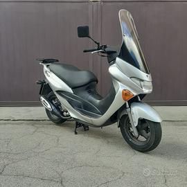 Suzuki Epicuro 150