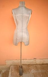 Busto sartoriale con base acciaio
