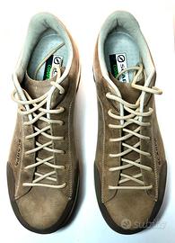Scarpe nuove pelle marca SCARPA  tg.45.5