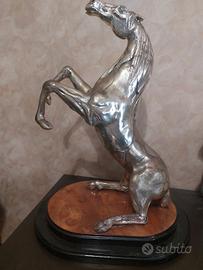 scultura cavallo 