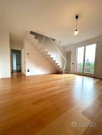 Appartamento di 106 m² con 3 locali e box auto a Z