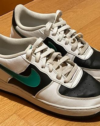 Nike air force one lv8 tg40