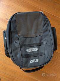 Borsa serbatoio GIVI UT810 TANKLOCKED 25 litri 
