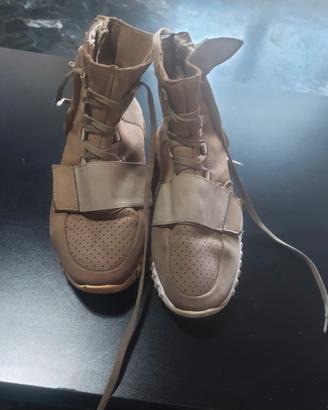 adidas Yeezy
Sneakers Yeezy Boost 750 "Chocolate"