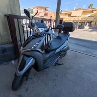 Kymco Agility 300i - 2019 con accessori