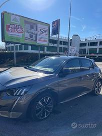 Peugeot 208 GT - 131 cv.