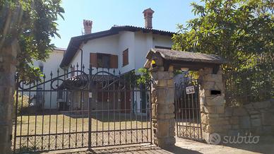 Muggia Santa Barbara VILLA con PARCO e SCORCIO MAR