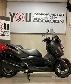 YAMAHA XMAX 300