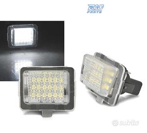 LUCI TARGA A LED MERCEDES W204 W205 W212 W221 W222