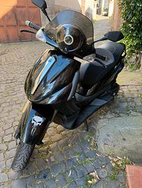 Beverly 500