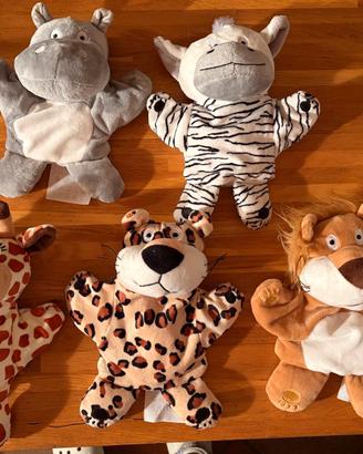 Peluches marionette a mano