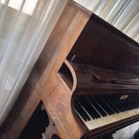 Pianoforte verticale Pleyel in radica