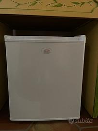 Mini frigo x beb o per casa nuovissimi