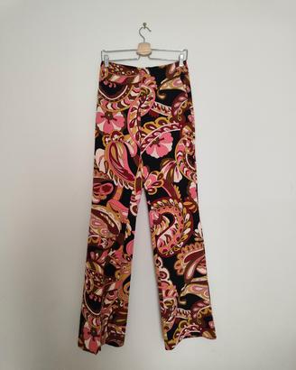 Pantalone wide leg con stampa mango