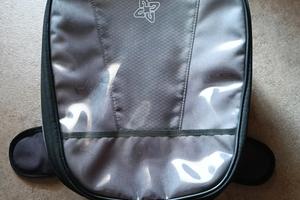 Borsa moto Givi EA103 magneti