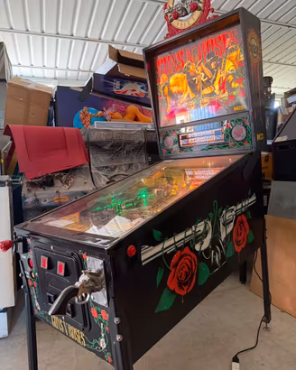 Flipper pinball Guns’n Roses
