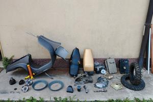 PEZZI VESPA:TELAIO FRENO CARTER TAMBURO SERBATOIO 