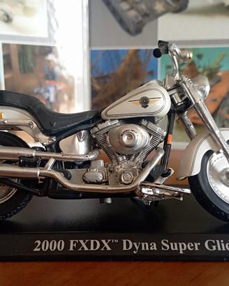 Harley Davidson; modellino, scala 1:18