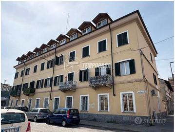 INTERO STABILE A REDDITO