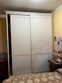 Armadio due ante scorrevoli