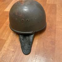 Casco elmo militare
