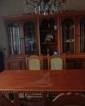 Mobili in legno massello