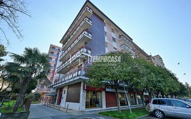 2 LOCALI CON STUDIO COMPLETAMENTE RISTRUTTURATO