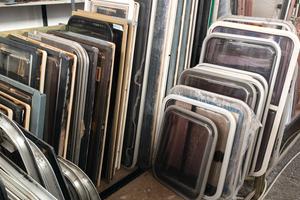 Finestre usate con telaio varie misure per tutti i