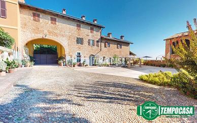 Prestigioso Rustico Storico del ' 600 con Piscina