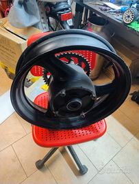 Cerchio posteriore Honda Varadero 1000