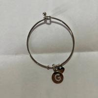 Bracciale con pendente lettera G