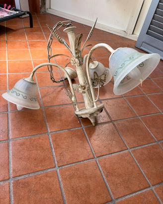 Lampadario completo di lampade