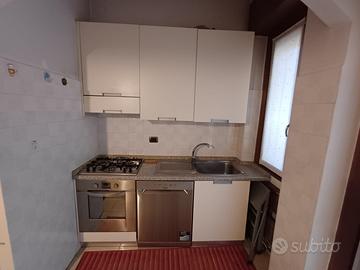 Cucina attrezzata + elettrodomestici