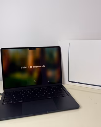 MacBook Air 2024 M3 Garanzia 12 Mesi Apple Fattura