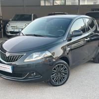 LANCIA YPSILON 1.0 HIBRID