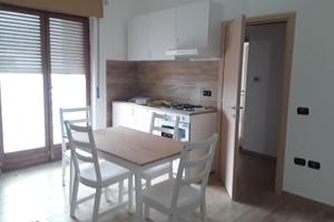 Stanze bilocali arredati ristrutturati teverola av