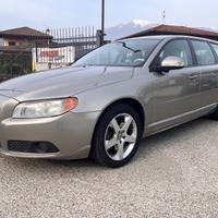 Volvo V70/XC70 V70 2.4 D5 20V (185CV) cat Class