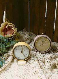 Coppia di sveglie vintage anni '60