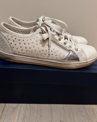 Scarpe Guru originali numero 37