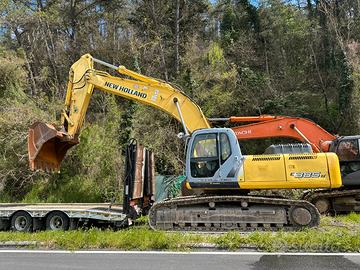 Escavatore New Holland 385 B anno 2008