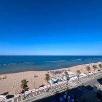V. Cristoforo Colombo-64mq fronte mare con balcone