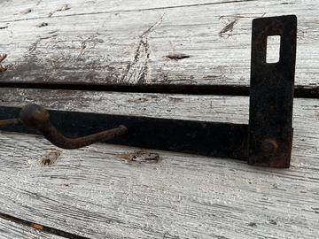 attaccapanni in ferro antico 