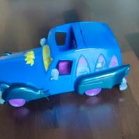 vampirina auto