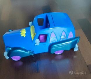 vampirina auto