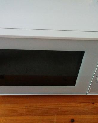 Forno microonde Panasonic