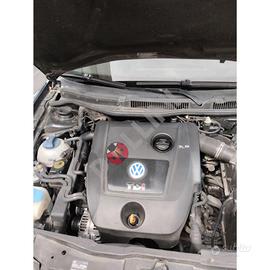 Motore in attesa di prova volkswagen golf 4a