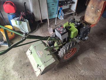 Motocoltivatore con accensione a batteria