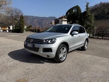 Volkswagen Touareg 3.0 TDI 245 CV tiptronic BlueMo