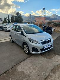 Peugeot 108 PureTech 82 5 porte Allure